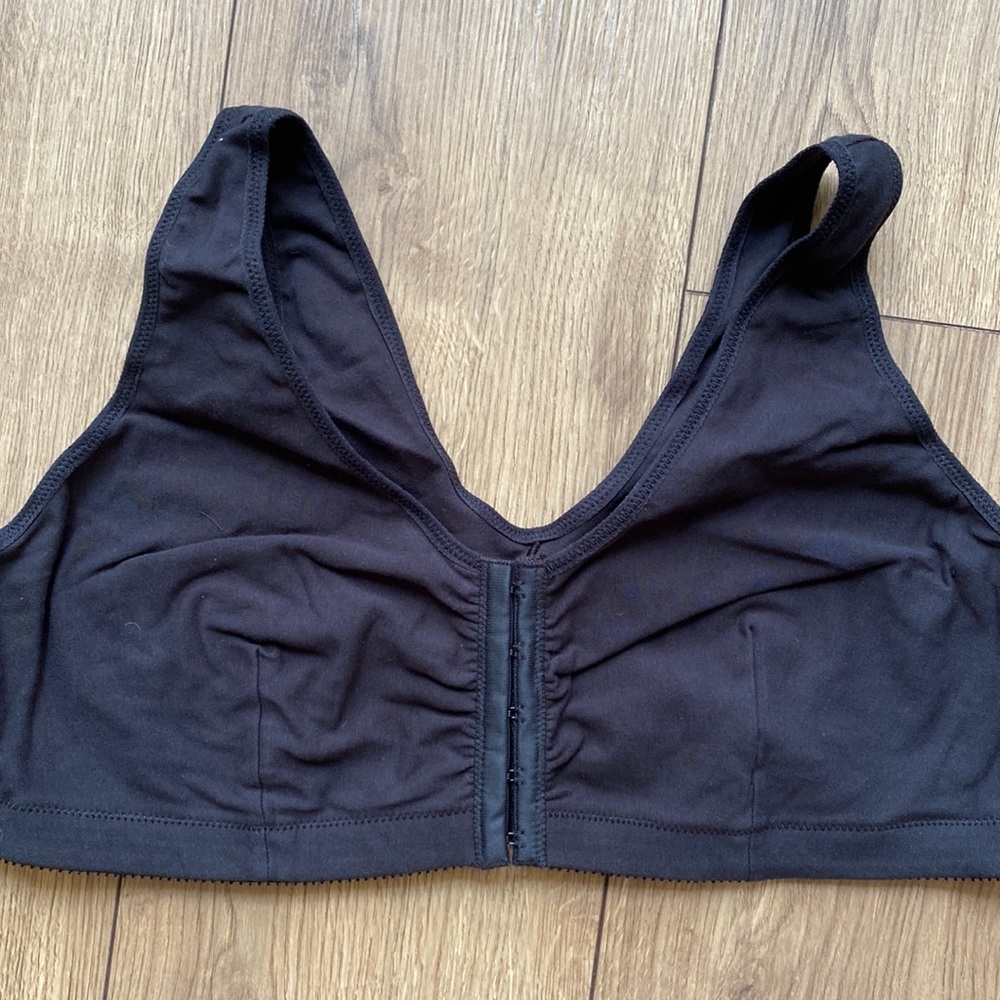 NWOT Amoena mastectomy black bra